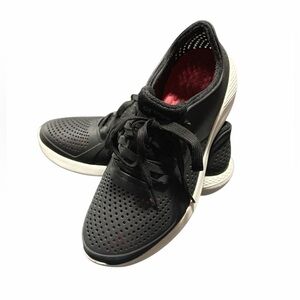 Crocs Breathable Literide Pacer Sneakers